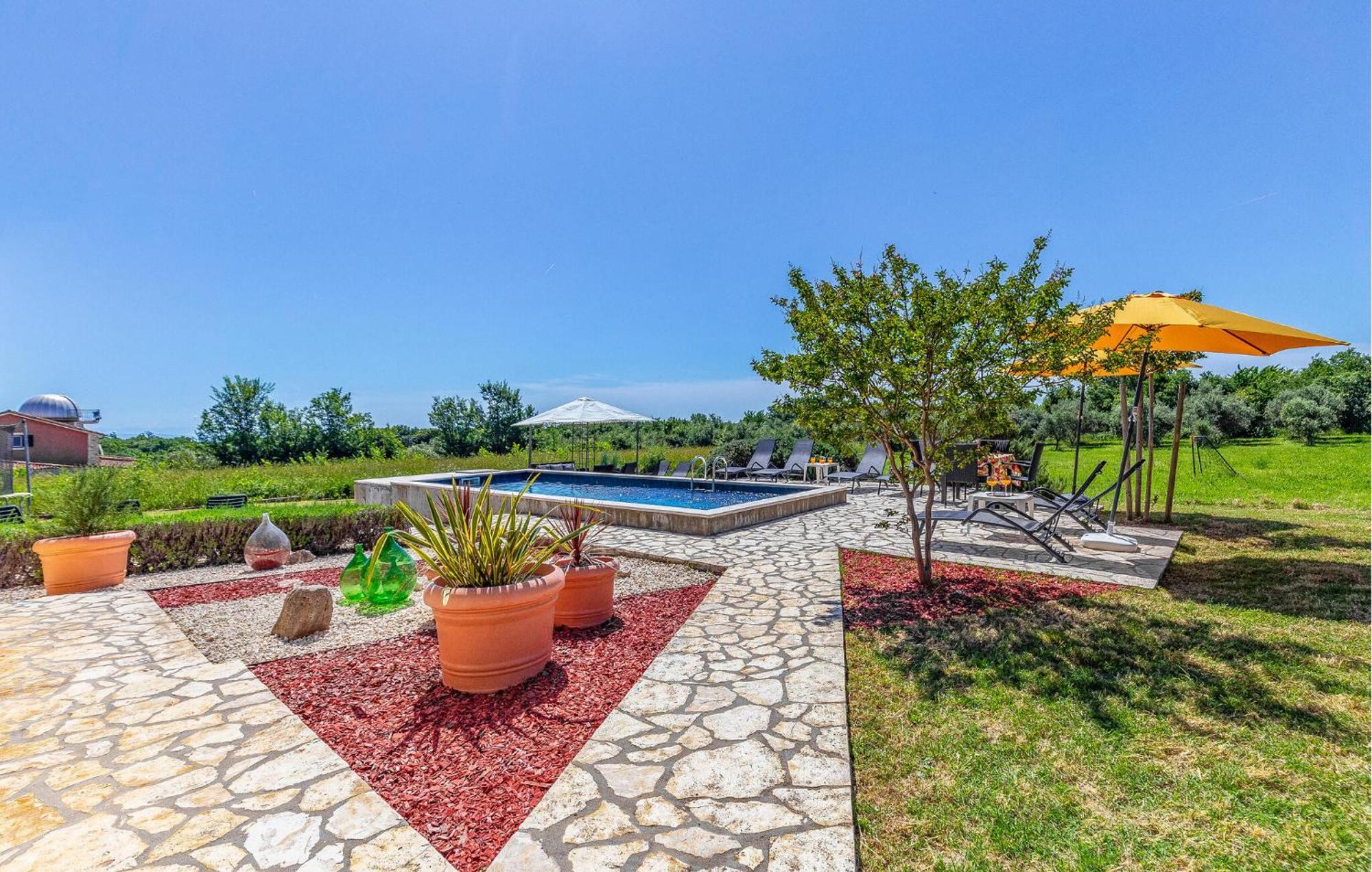 Amazing Home In Valtura Bagian luar foto