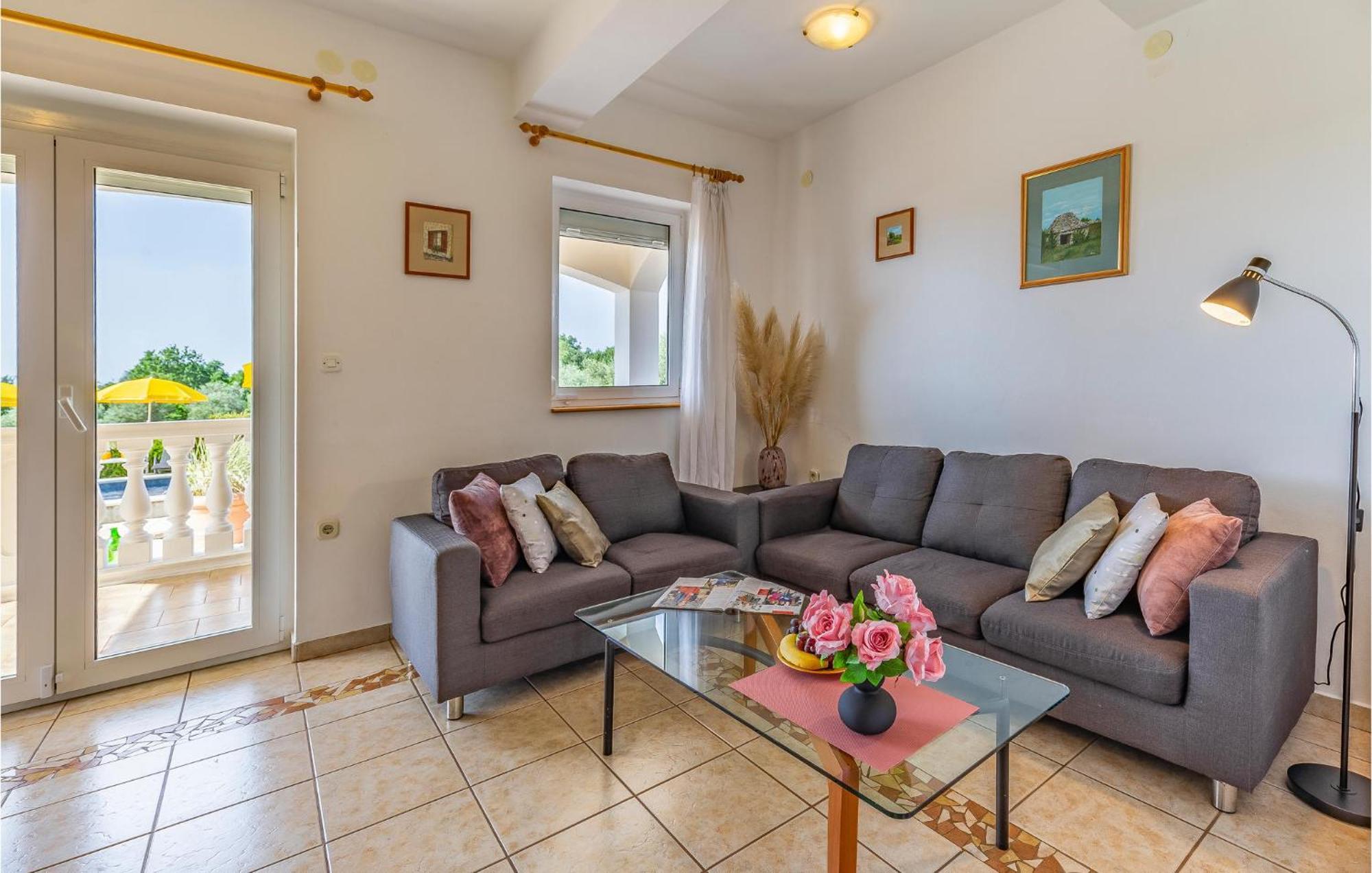 Amazing Home In Valtura Bagian luar foto