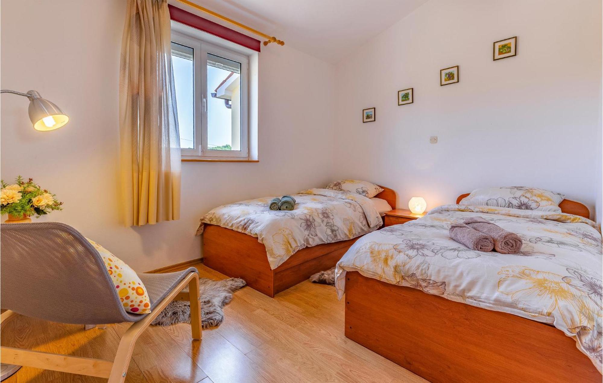 Amazing Home In Valtura Bagian luar foto