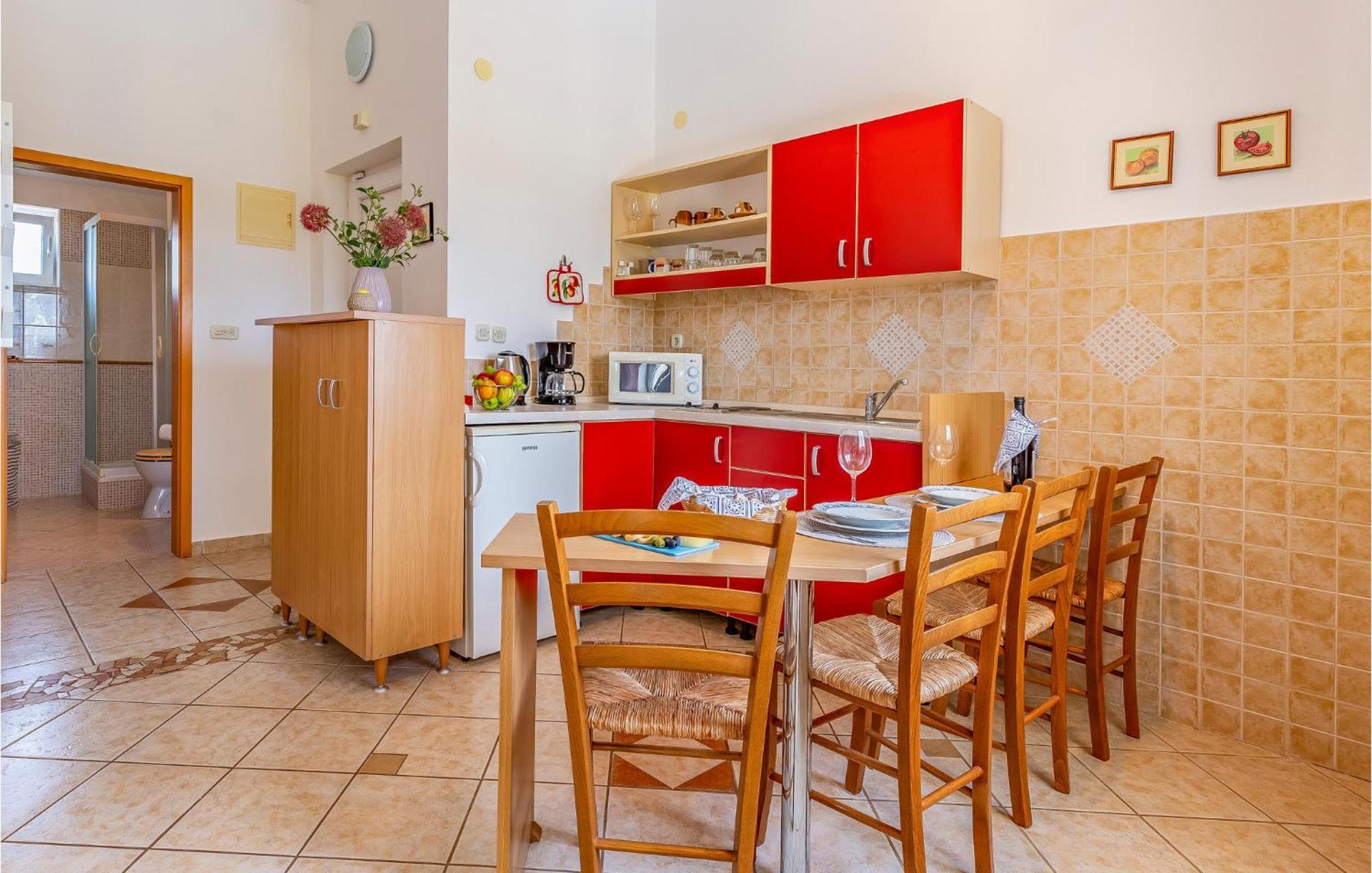 Amazing Home In Valtura Bagian luar foto